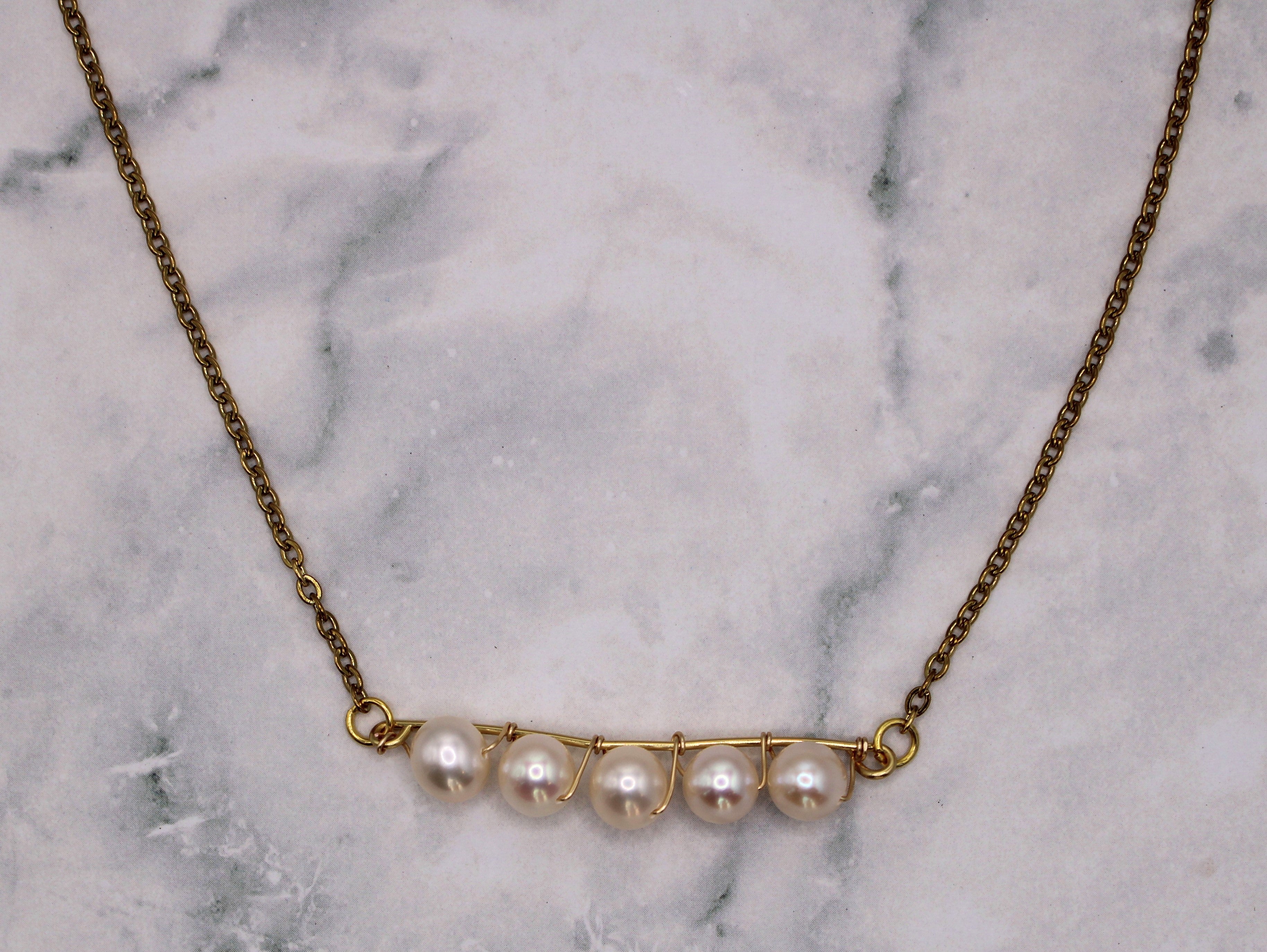 Timeless Freshwater Pearl Pendant Necklace