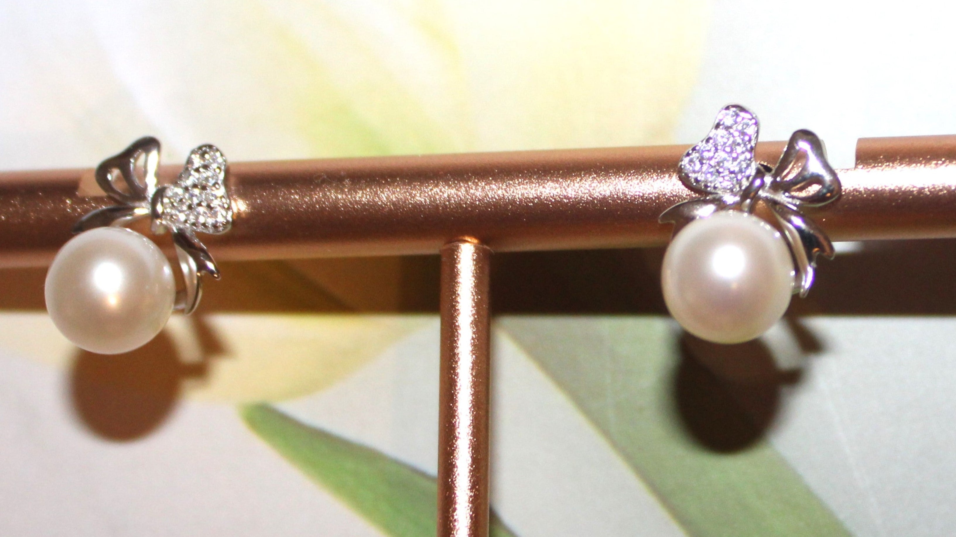 freshwater pearl earrings