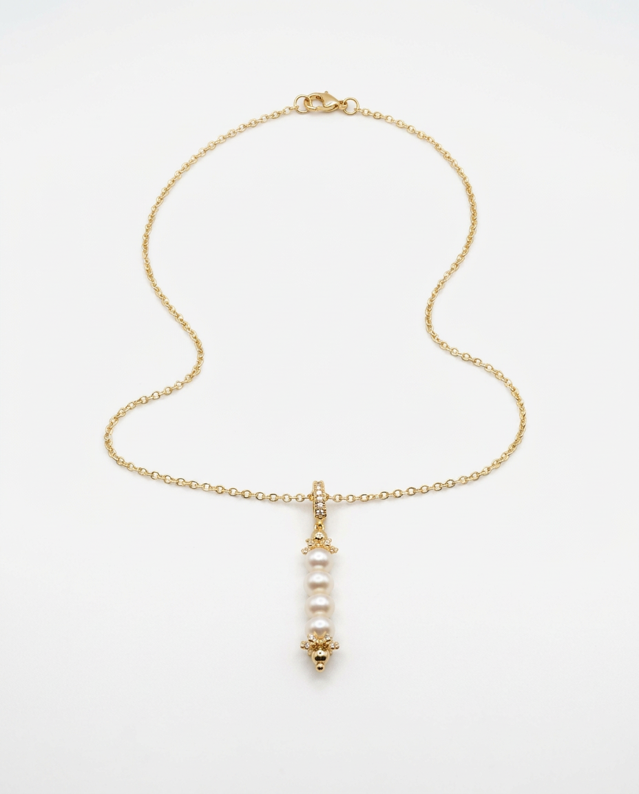 The Elizabeth Pearl Pendant