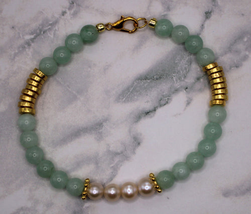 Burmese Jade and Pearl Bracelet