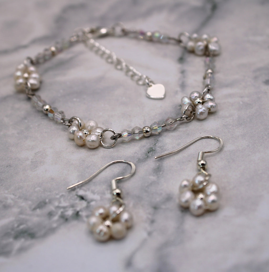 My Fair Daisy Bracelet Set