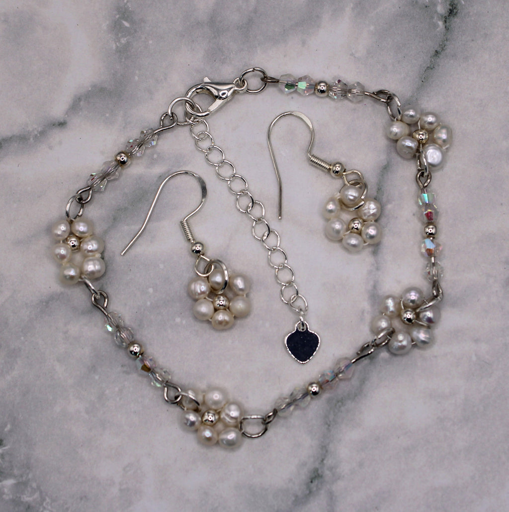 My Fair Daisy Bracelet Set
